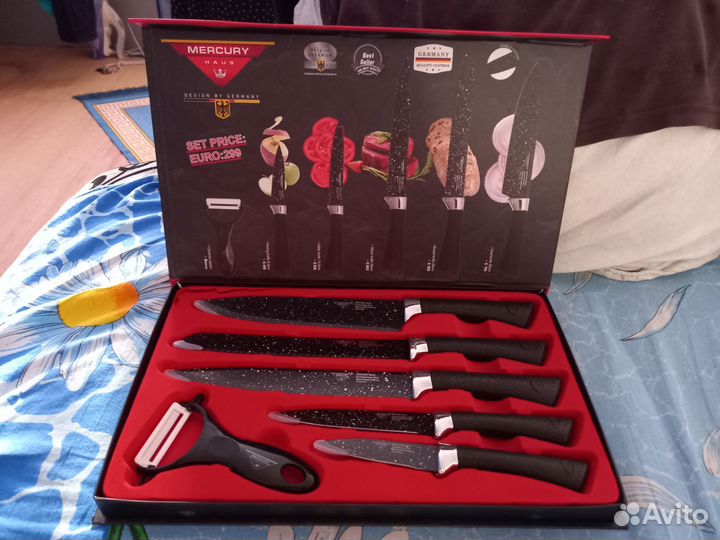 Набор кухоных ножей новые хорошое