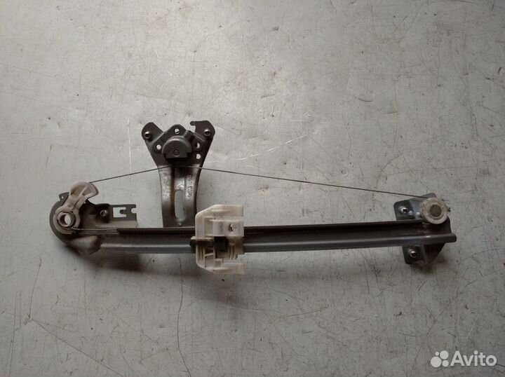 Стеклоподъемник задний левый Пежо 206