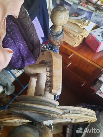 Прялка деревянная старинная