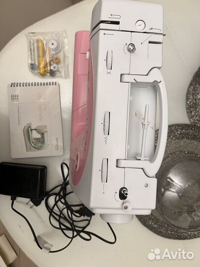 Швейная машина bernette sublime Sew Pink