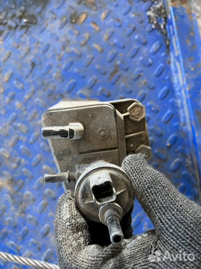 Абсорбер logan 1