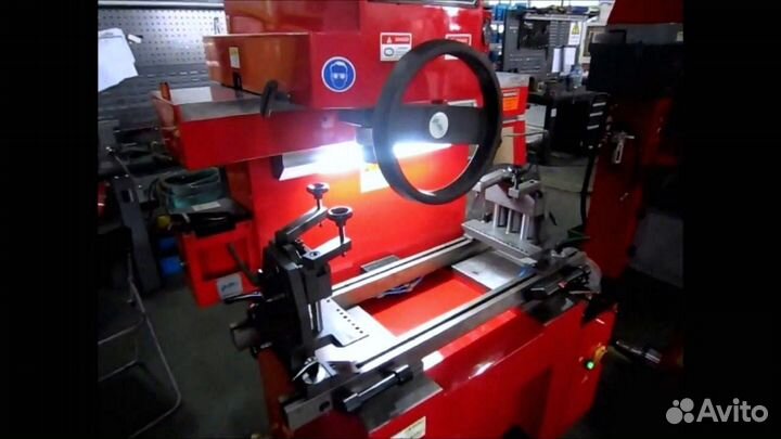 Станок обработки фаски клапана LD180 с обучением