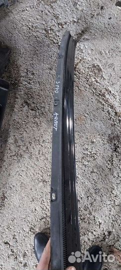 Решетка капота на Mercedes W140