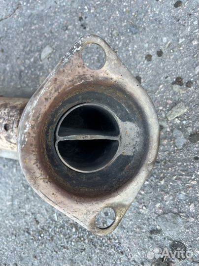 Приемная труба с резонатором nissan primera p12