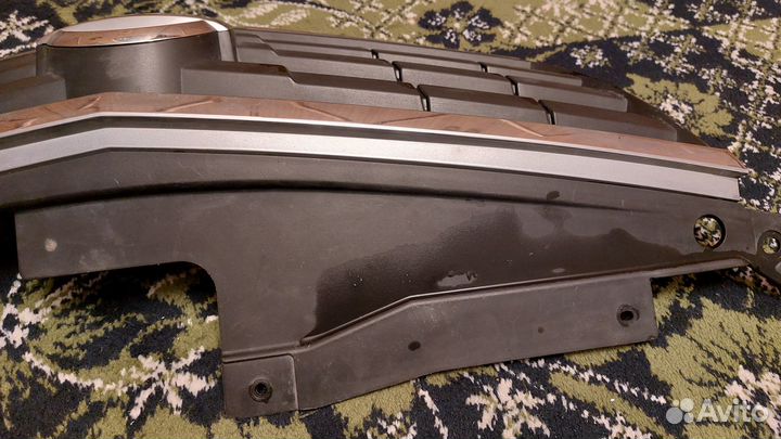 Решетка радиатора nissan almera classic