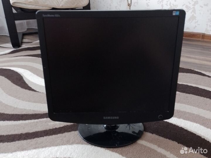Монитор Samsung