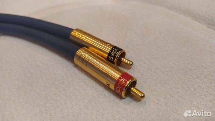 Кабель межблочный AudioQuest Quartz x3 rca 0,5m