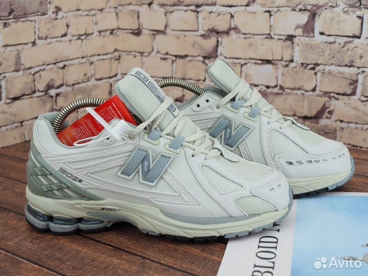 Кроссовки New Balance 1906D