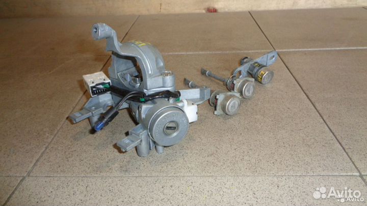 Замок зажигания Mitsubishi Lancer 10 (CY)