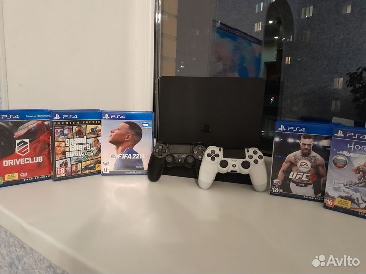 Sony PS4 читайте описание