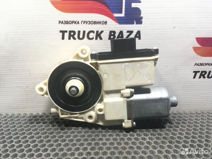 1779721 Моторчик стеклоподъемника левый Daf XF105