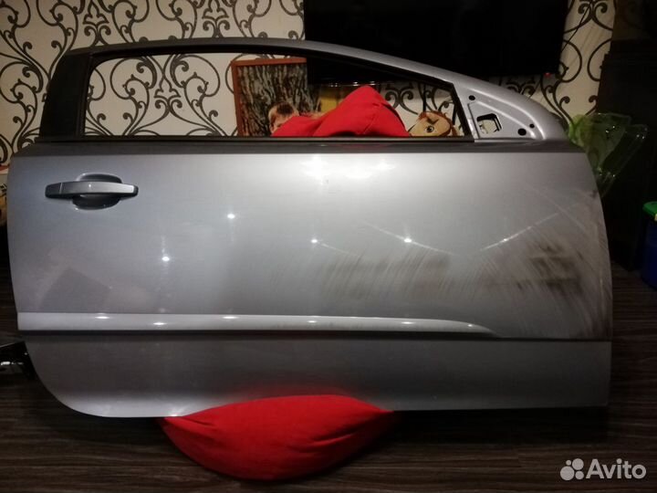 Дверь правая, стекло, обшивка двери opel gts