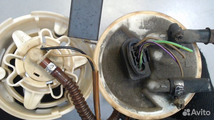 Насос топливный электрический Volkswagen Passat 5