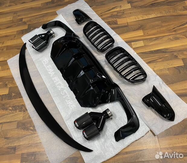 BMW F10 сет (накладки зеркал, решетка радиатора, н