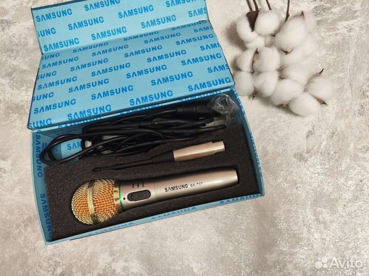 Микрофон для караоке новый