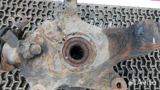 Ступица передняя левая opel vivaro (HDN19K901)