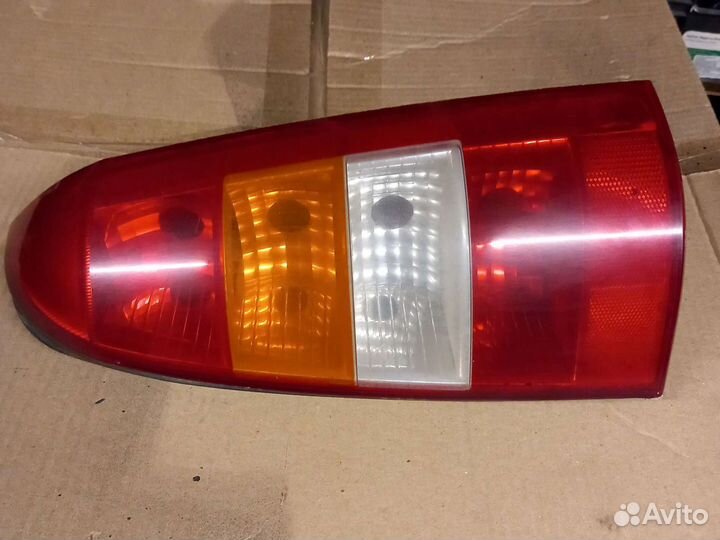 Опель астра G универсал задний правый фонарь