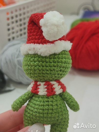 Вязаный гринч