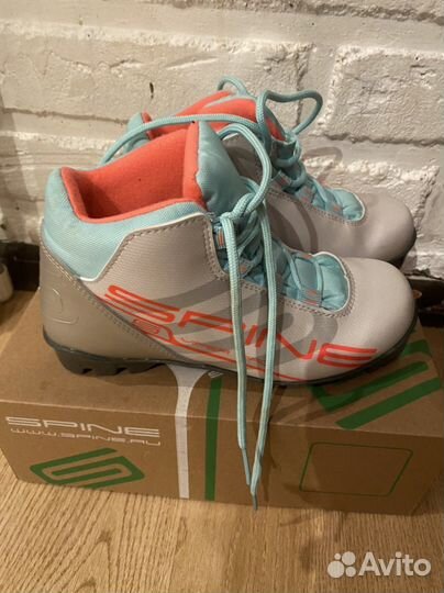 Лыжные ботинки 35 размер