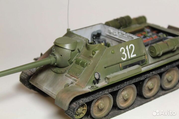 Готовая модель сау Су-85 с интерьером