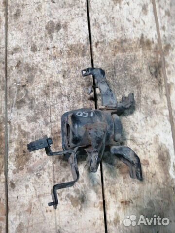 Подушка двигателя Toyota Corolla 150