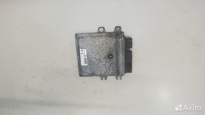 Блок управления двигателем Nissan Rogue, 2010