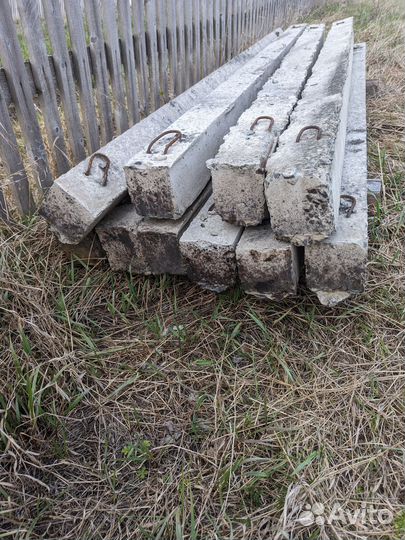 Столбик бетонный