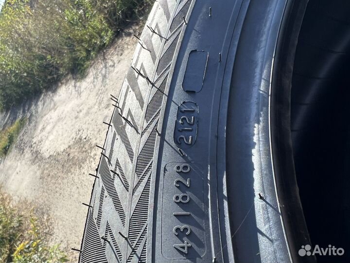 Nokian Tyres Hakkapeliitta 10p SUV 225/55 R19