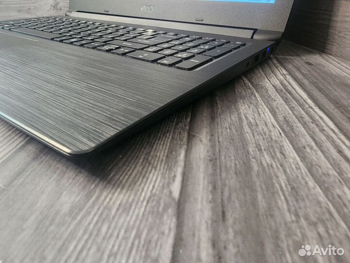 Acer Aspire (A315-33-C9B2)