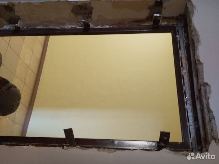 Дверь входная металлическая