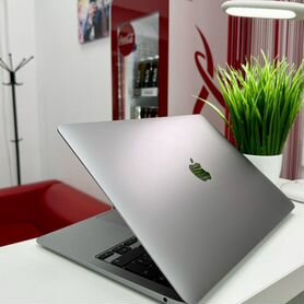 MacBook Air 13 2020 i3 8/256GB