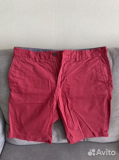 Шорты next