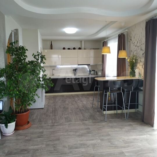 Дом 154 м² на участке 23,9 сот.