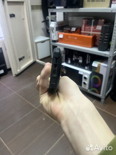 Бронированный телефон B1 Pro