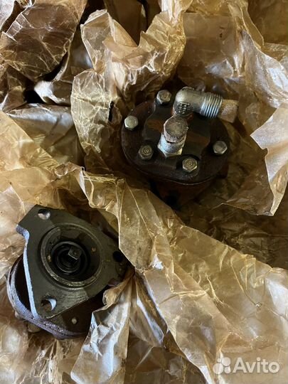 Топливный насос Яаз-204/206