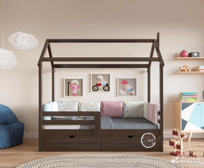 Детская кровать домик