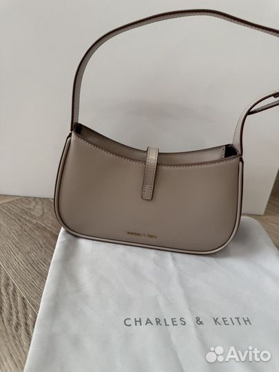 Charles keith сумка
