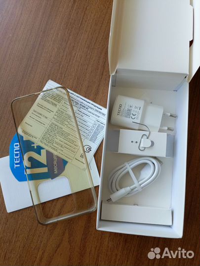 TECNO Spark 8C, 4/64 ГБ