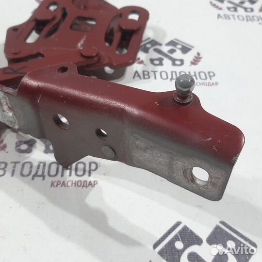 Петля капота правая Bmw X6 E71 N54 2008