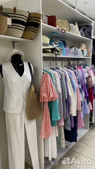 Шоурум женской одежды в центре города