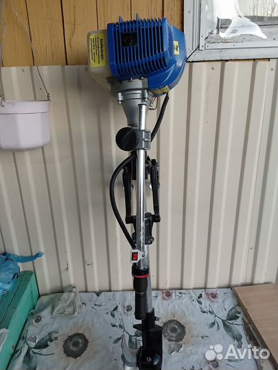 Бензиновый двигатель