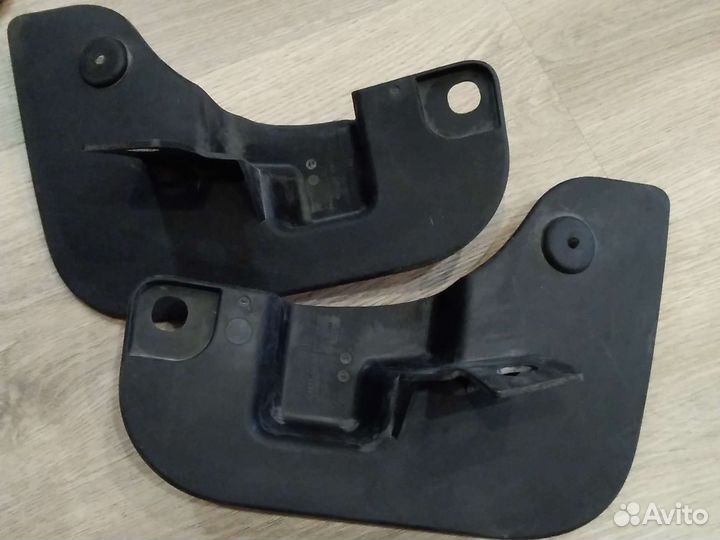 Брызговики Рено Каптюр заводские