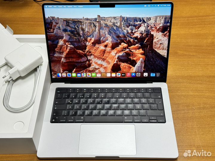 Apple MacBook Pro 14