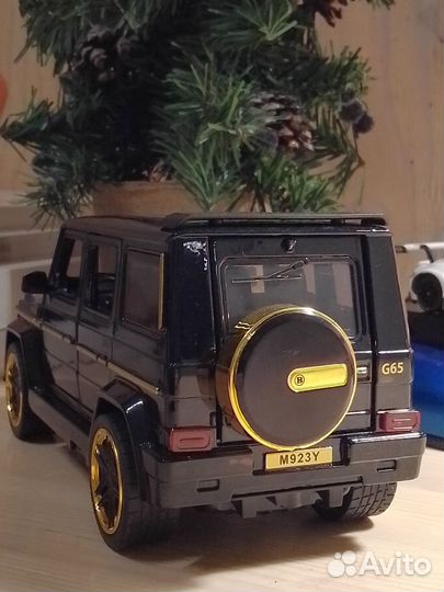 Масштабная модель Mercedes G65 Brabus 1/24