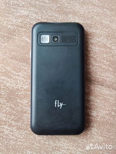 Телефон Fly Ezzy 9