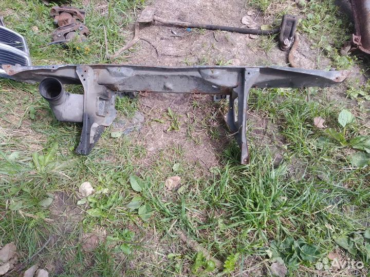 Телевизор BMW е32