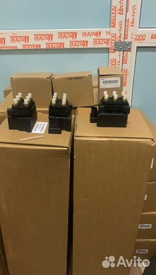 Блок клапанов Mercedes W212