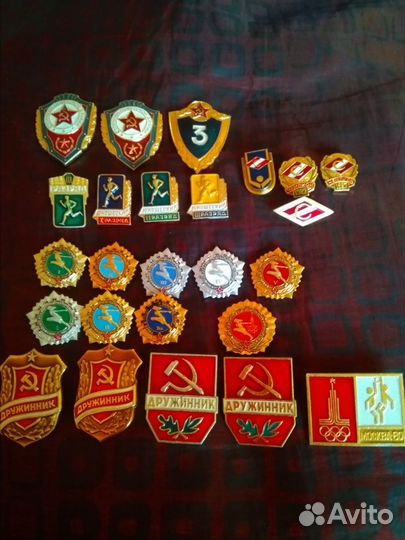 Знаки и значки СССР