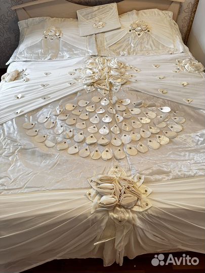 Покрывало с наволочками