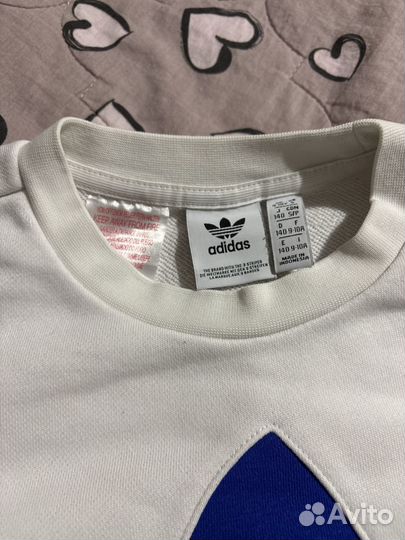 Свитшотадидас 140